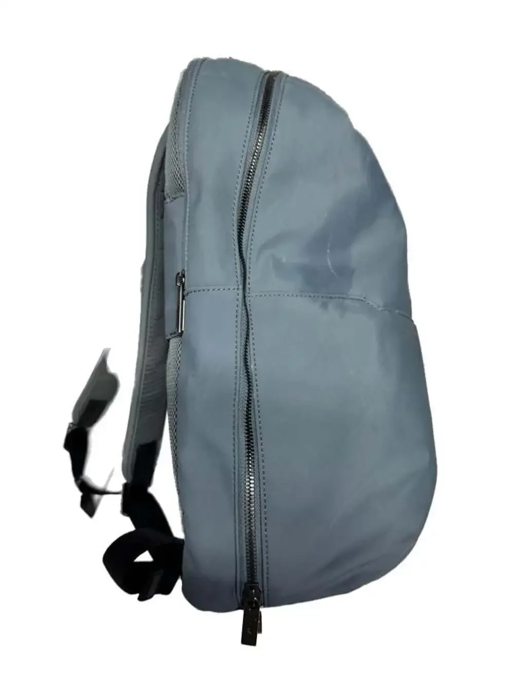 Away The Everywhere Zip Backpack in Coast Blue